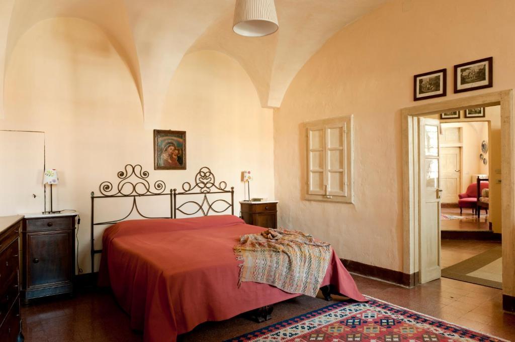 Castello Di Rocca Grimalda ξενώνας Δωμάτιο φωτογραφία